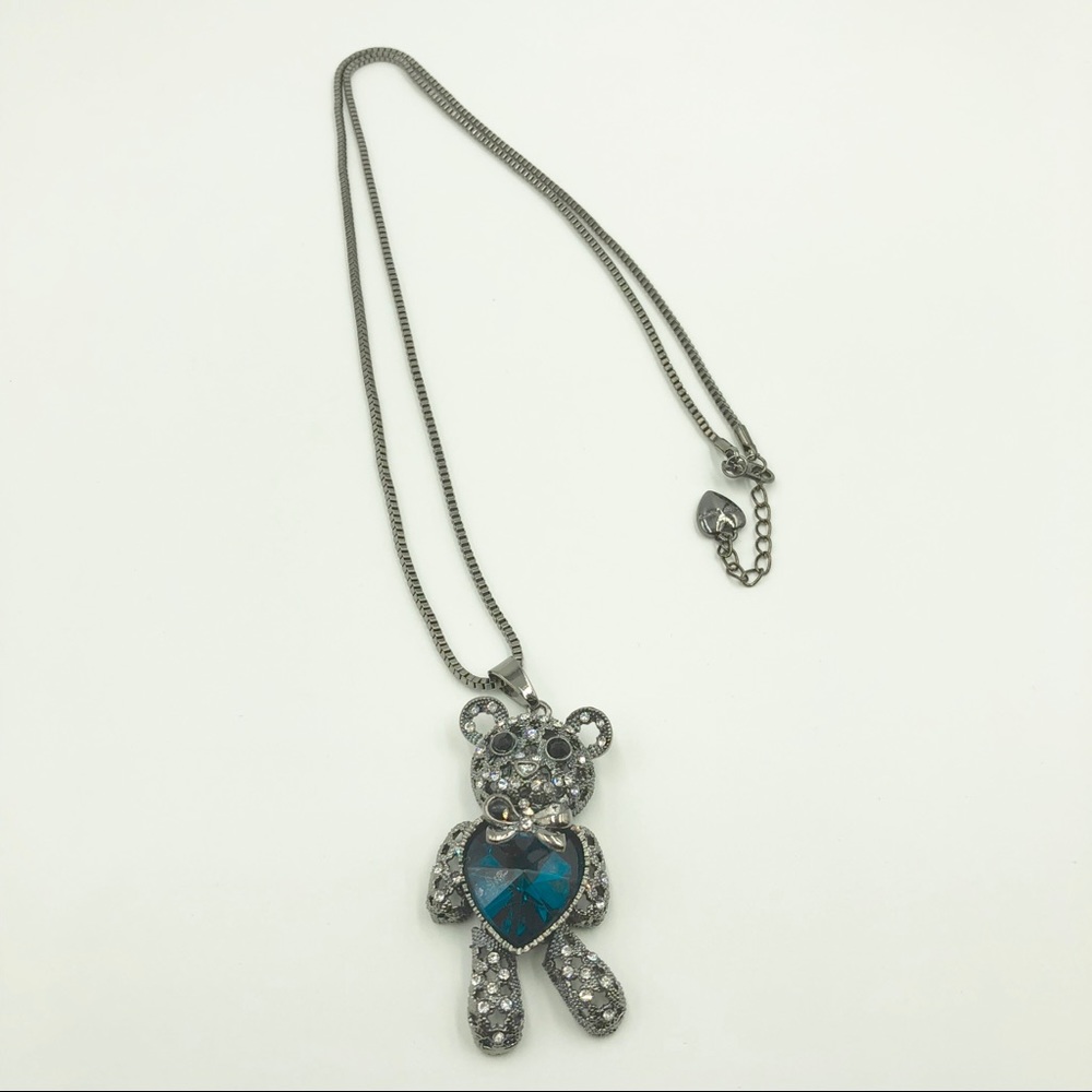 Teddy Bear Statement Necklace New
28"
BJ - Picture 7 of 7